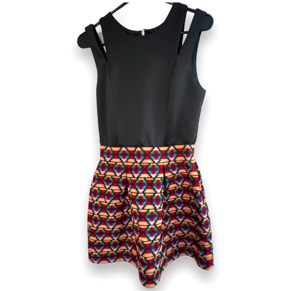 🪩4/$20!! Katia Cocktail Dress Aztec Print Dress Juniors Size M 🪩4/$20!!